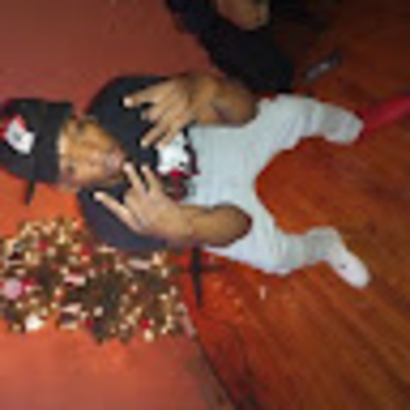 Meet your Posher, William - Picture 1 of 1